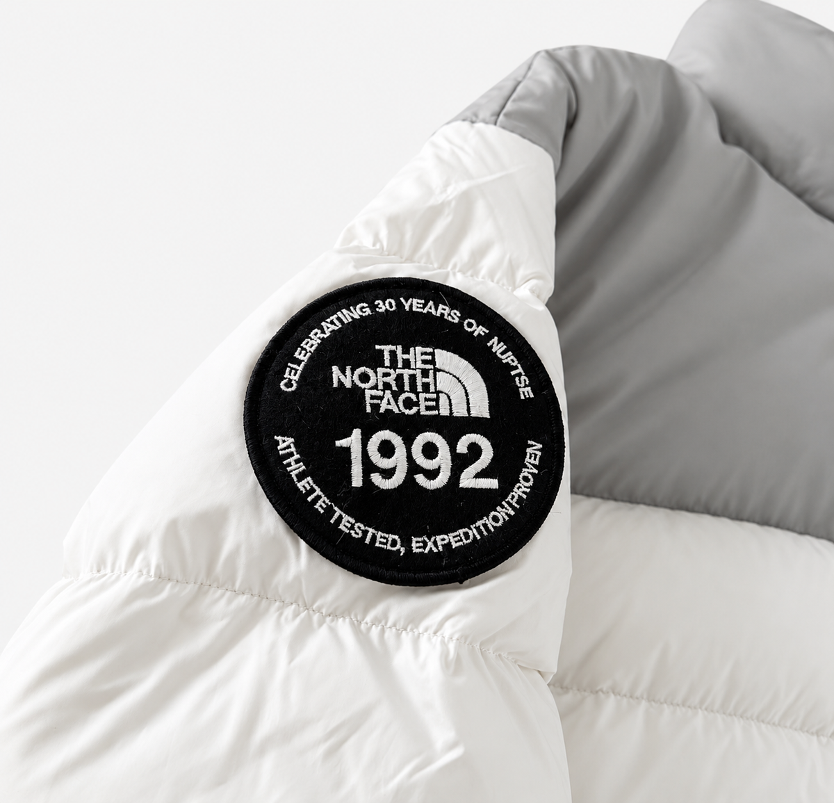 Chaqueta TNF 92 anniversary Nuptse Retro blanca Unisex